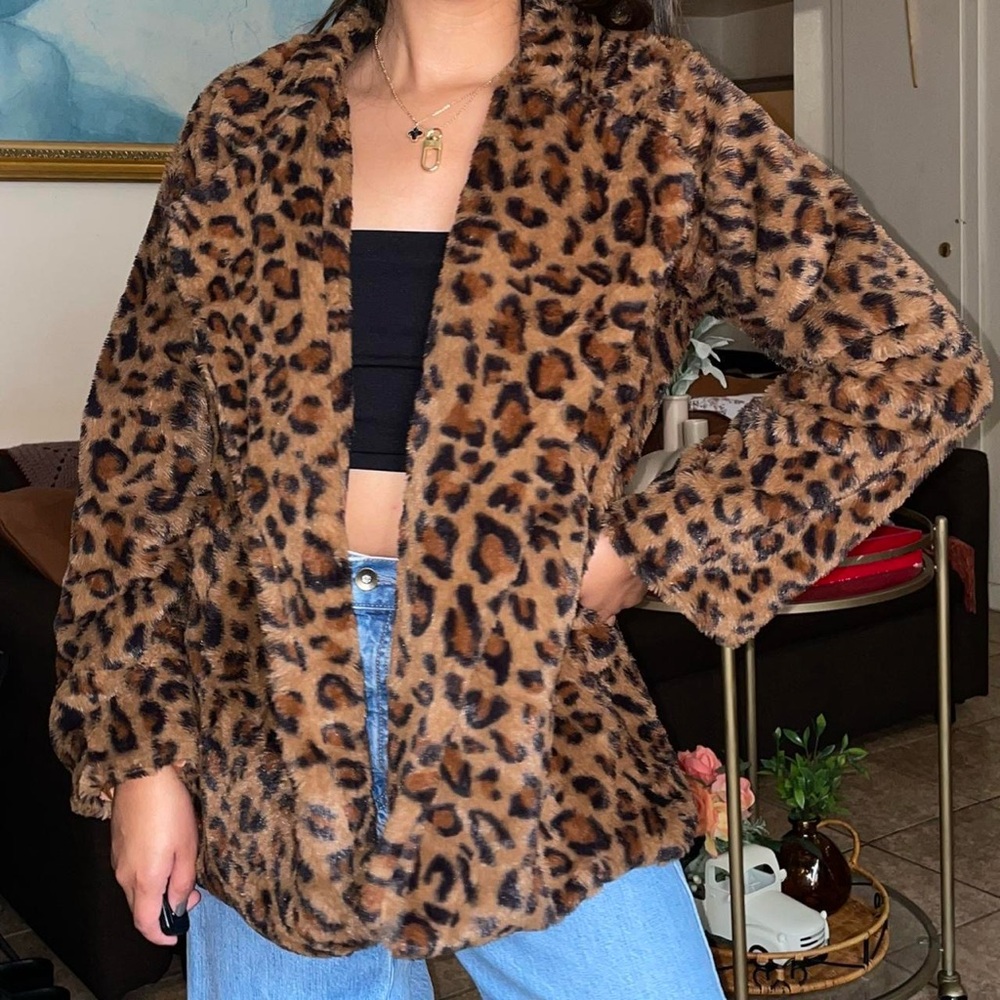 Y2K Leopard Print Medium sized Coat